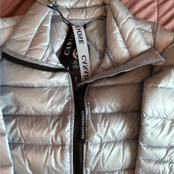 🆕Canada Goose Cypress Women Jacket, lightweight, size Small - Picture 4 of 7